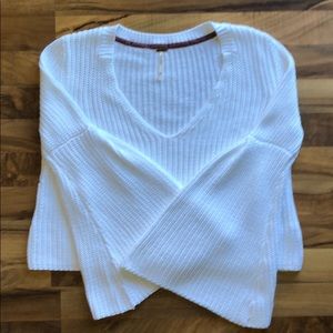 FREE PEOPLE SWEATER